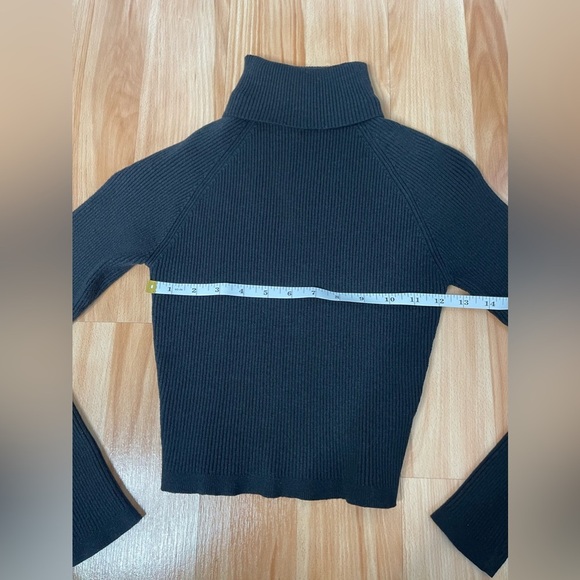 Mock Turtle Neck Long Sleeve Tight Ribbed Top Crop Sweater Y2K - Medium - Picture 9 of 11